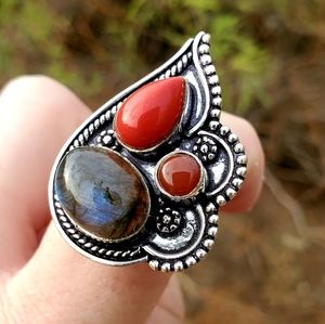New Labradorite, Coral, Carnelian 925 Silver Ring.